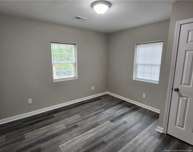 4916 Schmidt Street - Photo Thumbnail 3