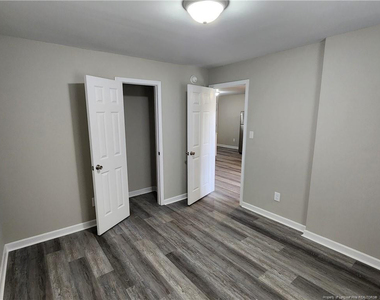 4916 Schmidt Street - Photo Thumbnail 6