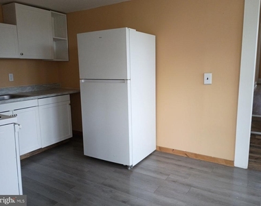 400 E Alder # 3 Street - Photo Thumbnail 5