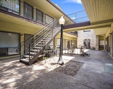 2815 Rio Grande St - Photo Thumbnail 6