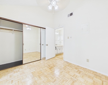 2815 Rio Grande St - Photo Thumbnail 13