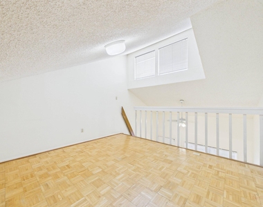 2815 Rio Grande St - Photo Thumbnail 15