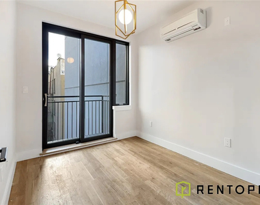 295 North 7th Street - Photo Thumbnail 2