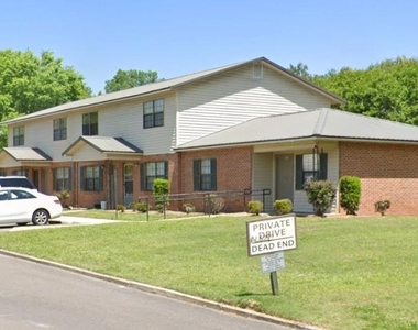 103 Pecan Ln - Photo Thumbnail 3