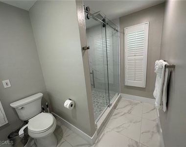 129 Sw 54th Terrace - Photo Thumbnail 10