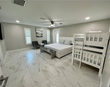 129 Sw 54th Terrace - Photo Thumbnail 12