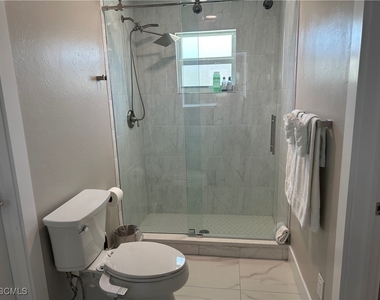 129 Sw 54th Terrace - Photo Thumbnail 3