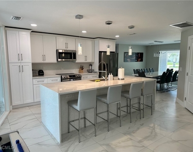 129 Sw 54th Terrace - Photo Thumbnail 8