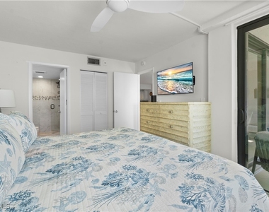 271 Southbay Drive - Photo Thumbnail 6