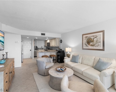271 Southbay Drive - Photo Thumbnail 1