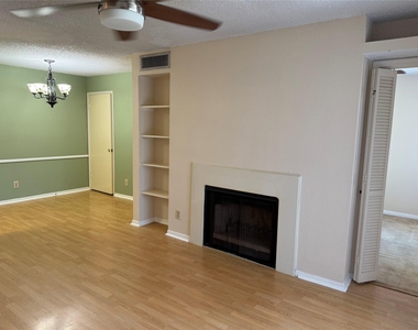 2121 Hepburn Street - Photo Thumbnail 6