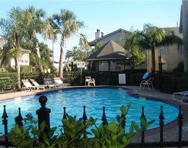 2121 Hepburn Street - Photo Thumbnail 25
