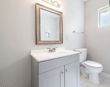 239 W Cleveland Avenue - Photo Thumbnail 4