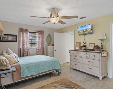 11630 Bayonet Lane - Photo Thumbnail 17