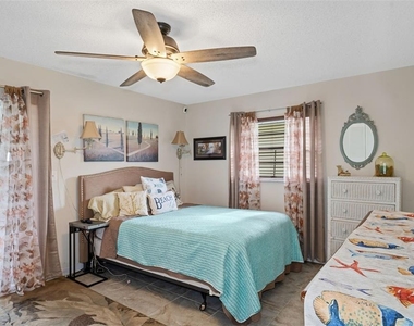 11630 Bayonet Lane - Photo Thumbnail 16