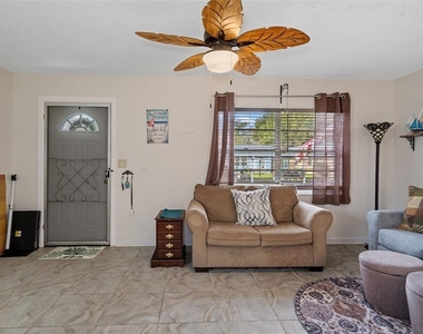 11630 Bayonet Lane - Photo Thumbnail 4