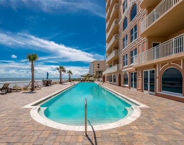 3245 S Atlantic Avenue - Photo Thumbnail 3