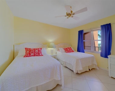 16450 Gulf Boulevard - Photo Thumbnail 38