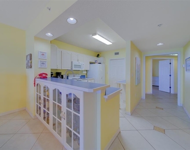 16450 Gulf Boulevard - Photo Thumbnail 5