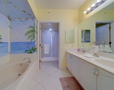 16450 Gulf Boulevard - Photo Thumbnail 29