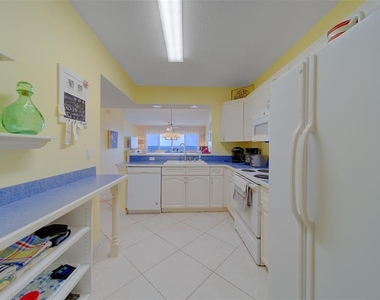 16450 Gulf Boulevard - Photo Thumbnail 12