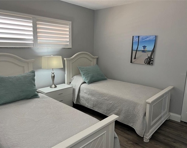 1270 Gulf Boulevard - Photo Thumbnail 14