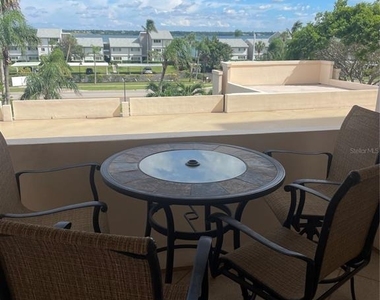 1270 Gulf Boulevard - Photo Thumbnail 2