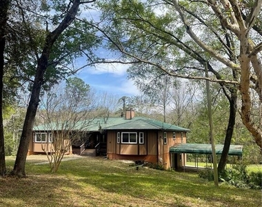 121 Sweet Gum Drive - Photo Thumbnail 7