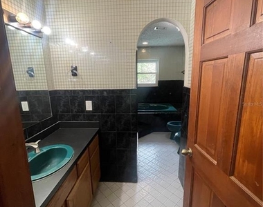 121 Sweet Gum Drive - Photo Thumbnail 23