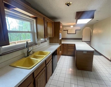 121 Sweet Gum Drive - Photo Thumbnail 28