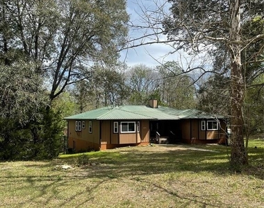 121 Sweet Gum Drive - Photo Thumbnail 2