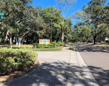 11703 Raintree Village Boulevard - Photo Thumbnail 5