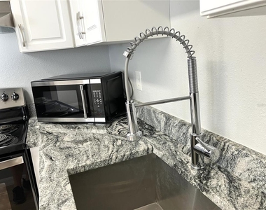 11703 Raintree Village Boulevard - Photo Thumbnail 32