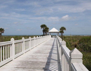1180 Gulf Boulevard - Photo Thumbnail 8