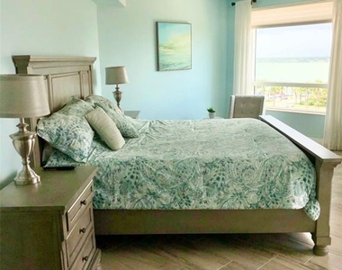 1180 Gulf Boulevard - Photo Thumbnail 14