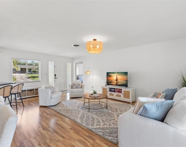 3488 Shady Bluffs Drive - Photo Thumbnail 1