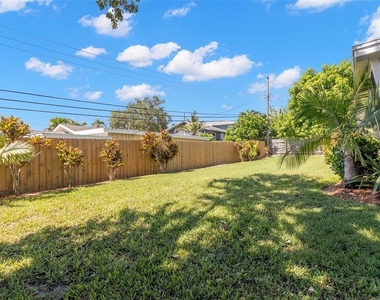 3488 Shady Bluffs Drive - Photo Thumbnail 23