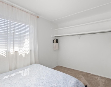 3488 Shady Bluffs Drive - Photo Thumbnail 18