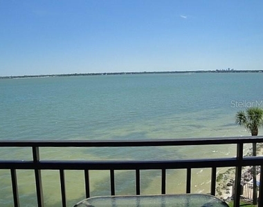 5729 Puerta Del Sol Boulevard S - Photo Thumbnail 11