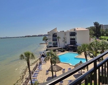 5729 Puerta Del Sol Boulevard S - Photo Thumbnail 12