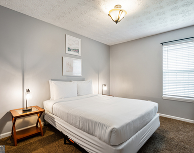 18 Larkspur Lane - Photo Thumbnail 13