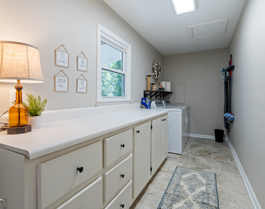 17 Rock Crest Circle Se - Photo Thumbnail 15
