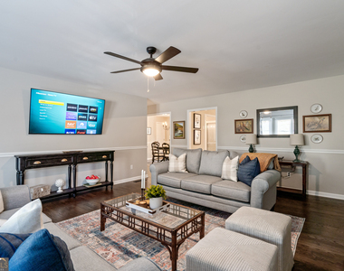 17 Rock Crest Circle Se - Photo Thumbnail 1