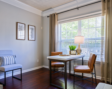 1431 Bay Overlook Drive - Photo Thumbnail 2