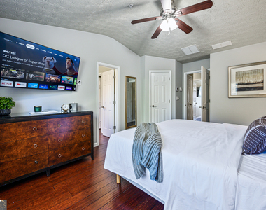 1431 Bay Overlook Drive - Photo Thumbnail 19