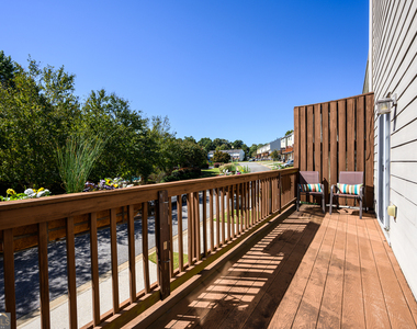 1431 Bay Overlook Drive - Photo Thumbnail 23