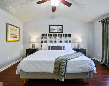 1431 Bay Overlook Drive - Photo Thumbnail 18