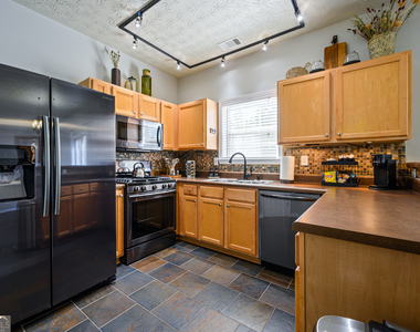 1431 Bay Overlook Drive - Photo Thumbnail 1