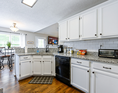 13 Windfield Drive - Photo Thumbnail 10