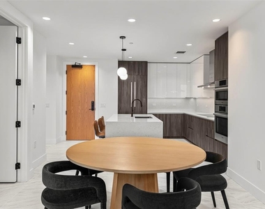 777 3rd Avenue N - Photo Thumbnail 15